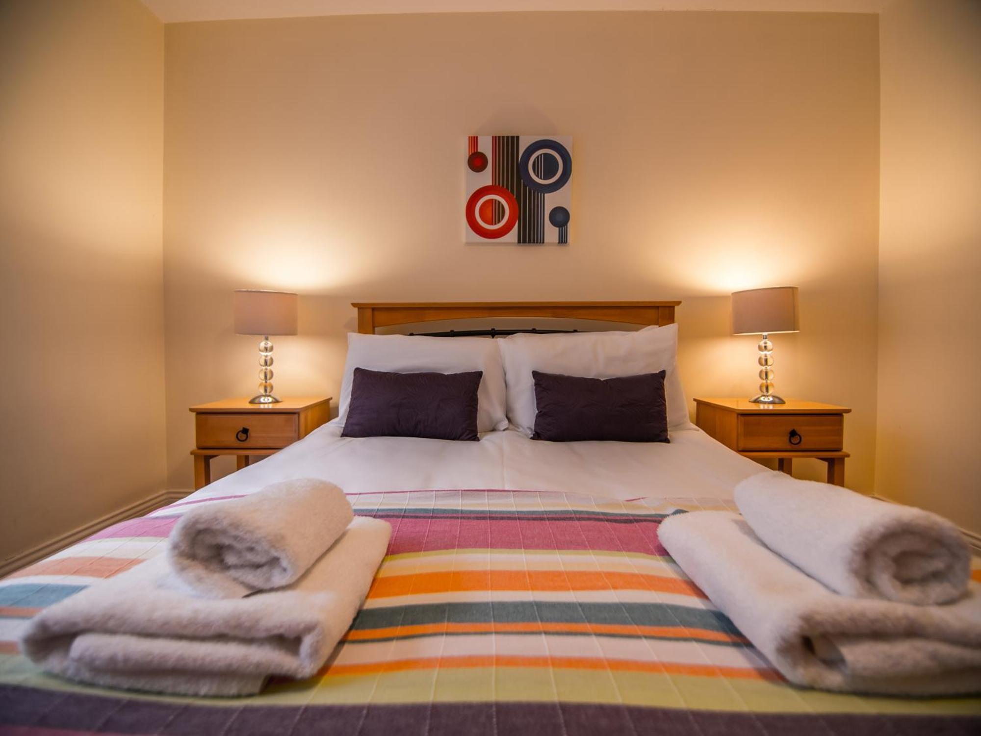 Donegan Court Aparthotel Galway Dış mekan fotoğraf
