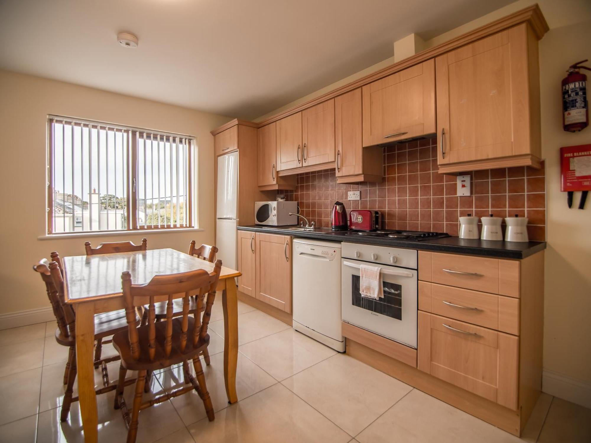 Donegan Court Aparthotel Galway Dış mekan fotoğraf