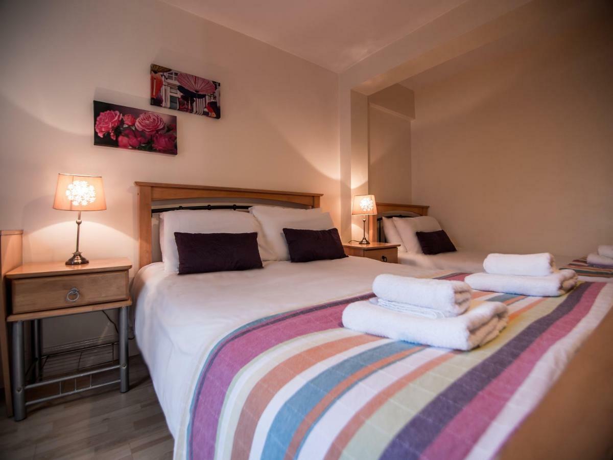Donegan Court Aparthotel Galway Dış mekan fotoğraf
