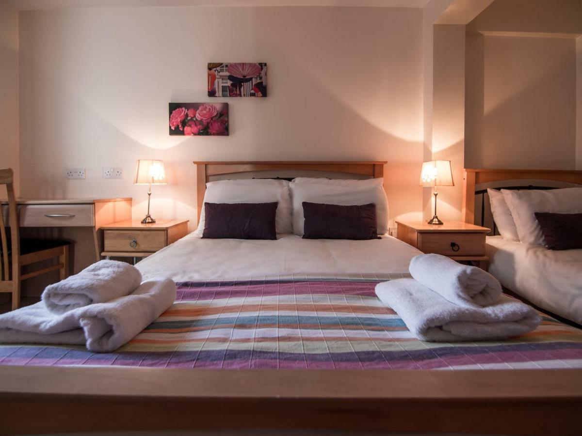 Donegan Court Aparthotel Galway Dış mekan fotoğraf