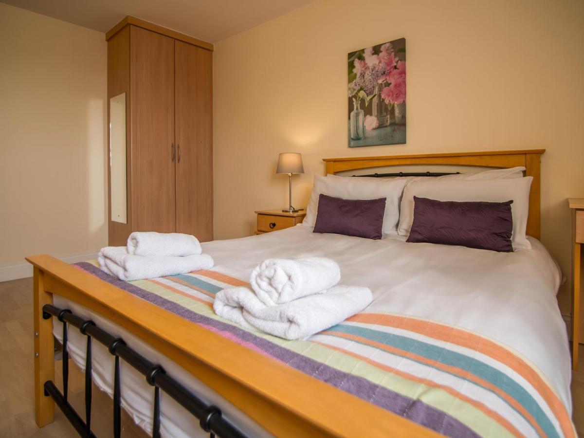 Donegan Court Aparthotel Galway Dış mekan fotoğraf